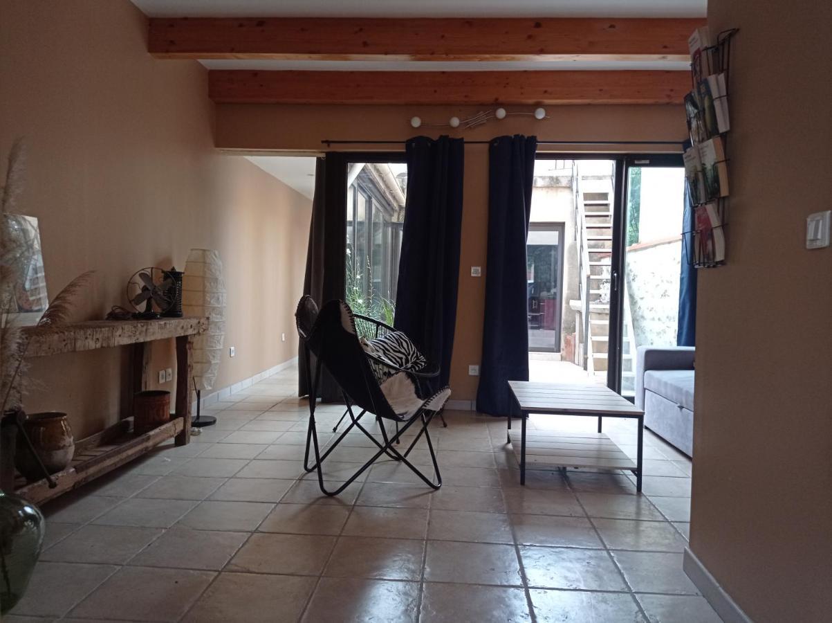 Maison De Charme Avec Patio Et Terrasse De Toit Estagel 外观 照片